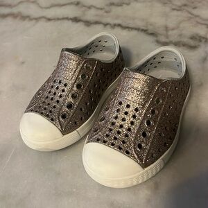 Native Shoes, Jefferson Bling Child, Kids Lightweight Sneaker, Milk Pink 8 kids
